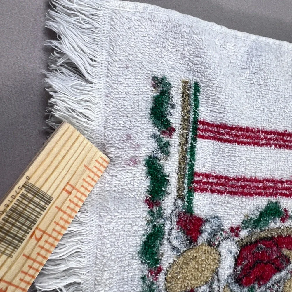 Vintage Christmas Teddy Bear Wreath Fringed Hand Towel Red White Striped Cotton